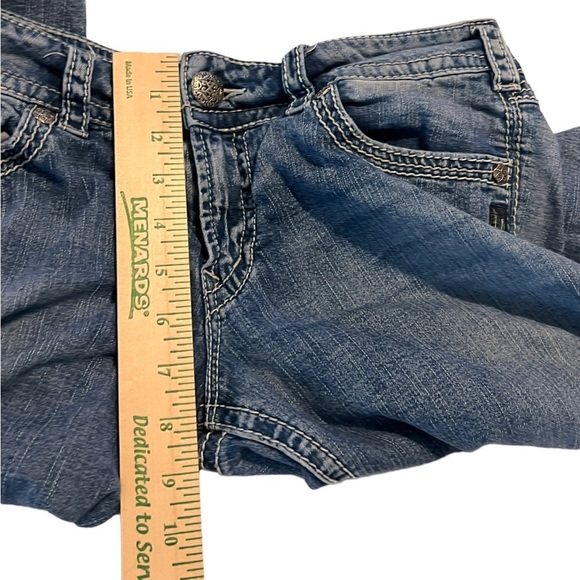 Silver Jeans Suki Surplus Capri - Picture 6 of 9